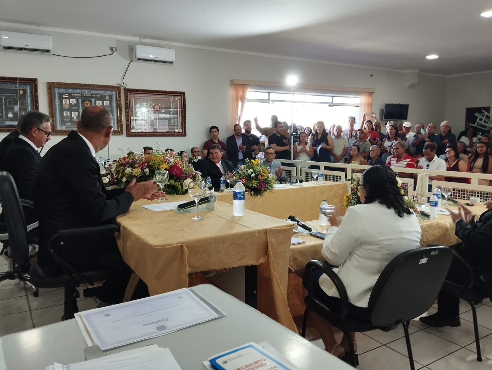  SESSÃO SOLENE DA CÂMARA MUNICIPAL DE IBIPITANGA, ESTADO DA BAHIA, A SER REALIZADA NO DIA 01 DE JANEIRO DE 2025, ÀS 9h00min, NO PLENÁRIO DA CASA DA CIDADANIA